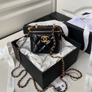 CHANEL Black Quilted Vanity Crossbody Bag with Gold Chain